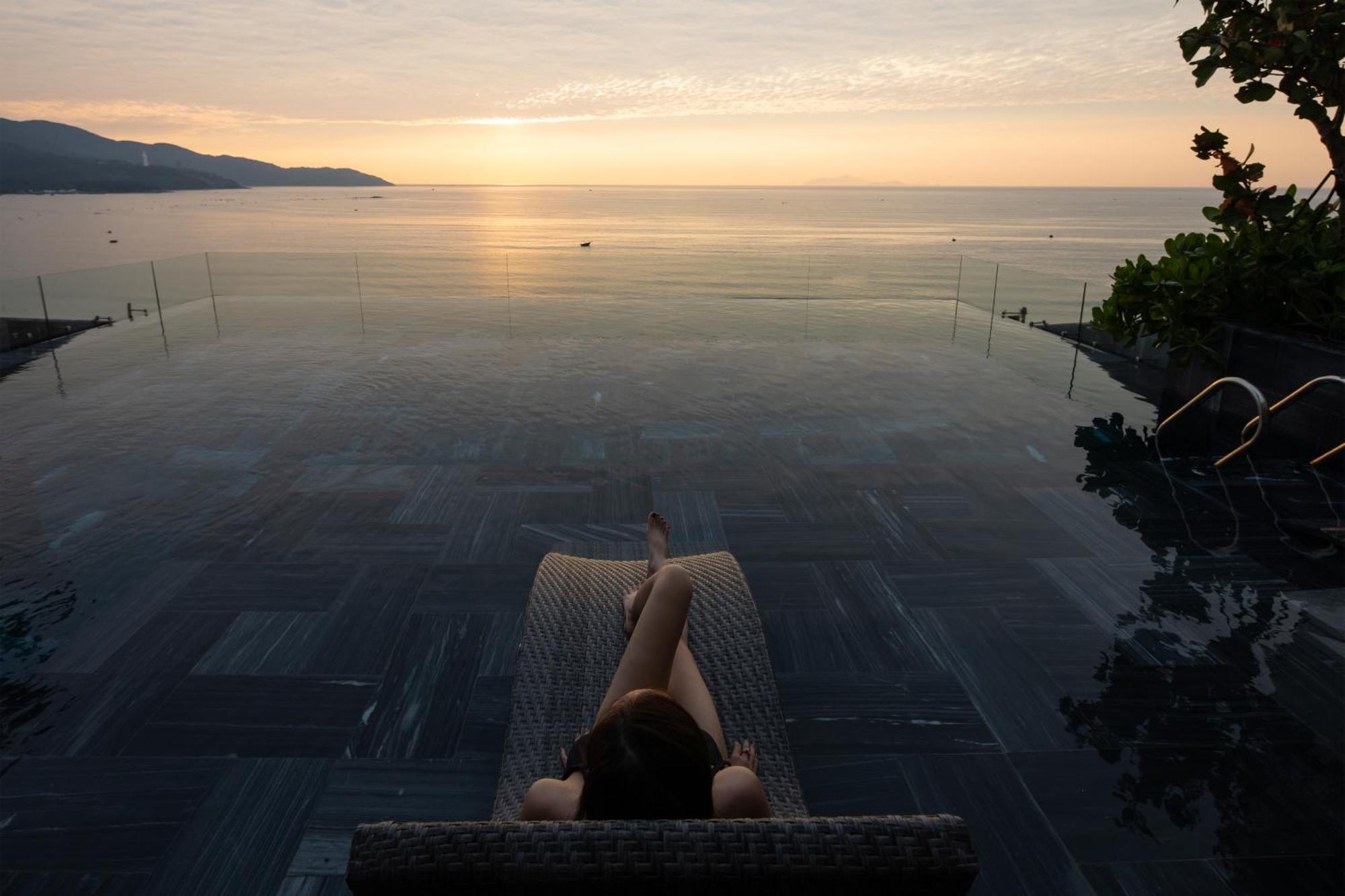 Leaf Beachfront Hotel Da Nang Exteriör bild