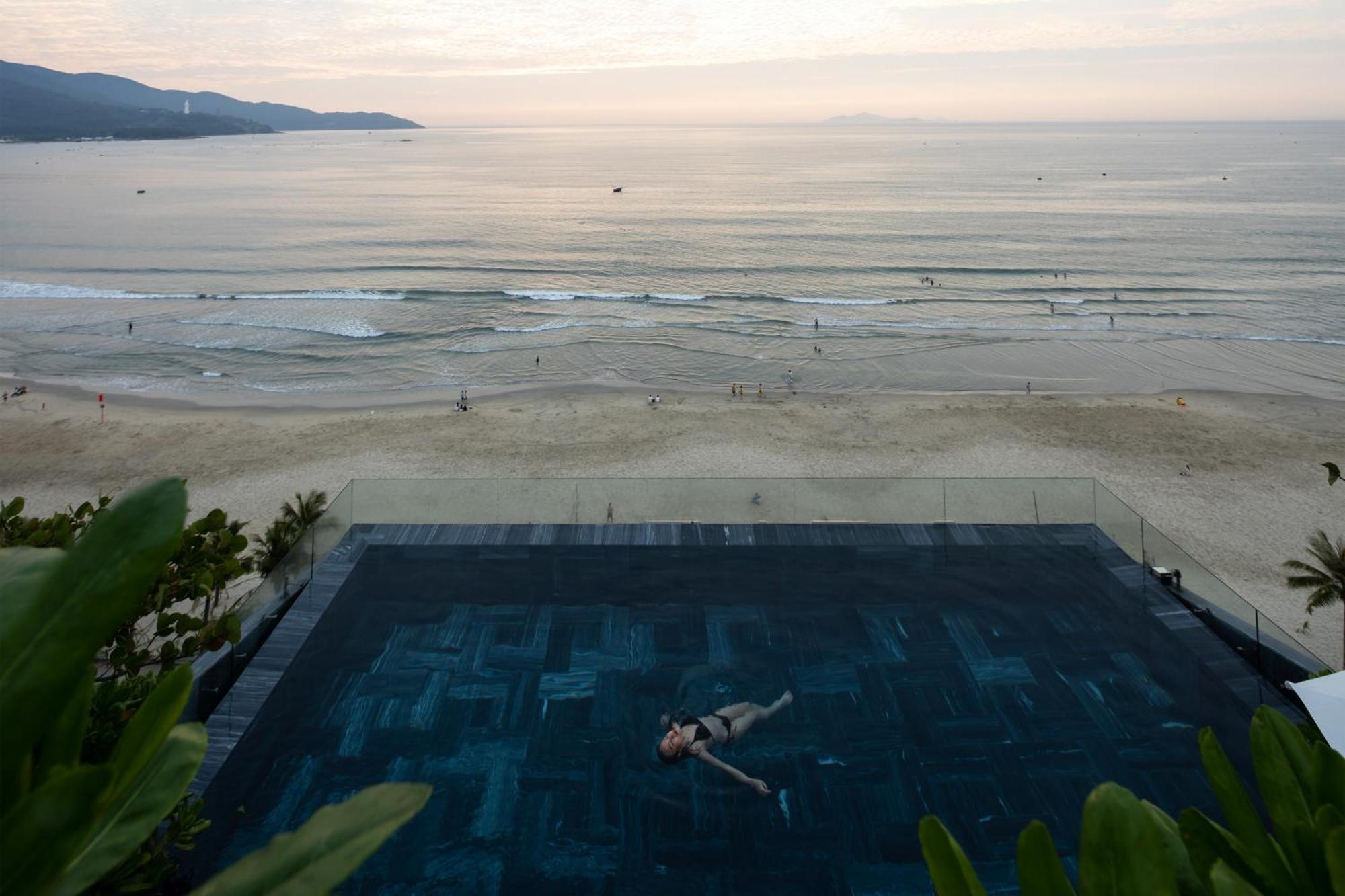 Leaf Beachfront Hotel Da Nang Exteriör bild