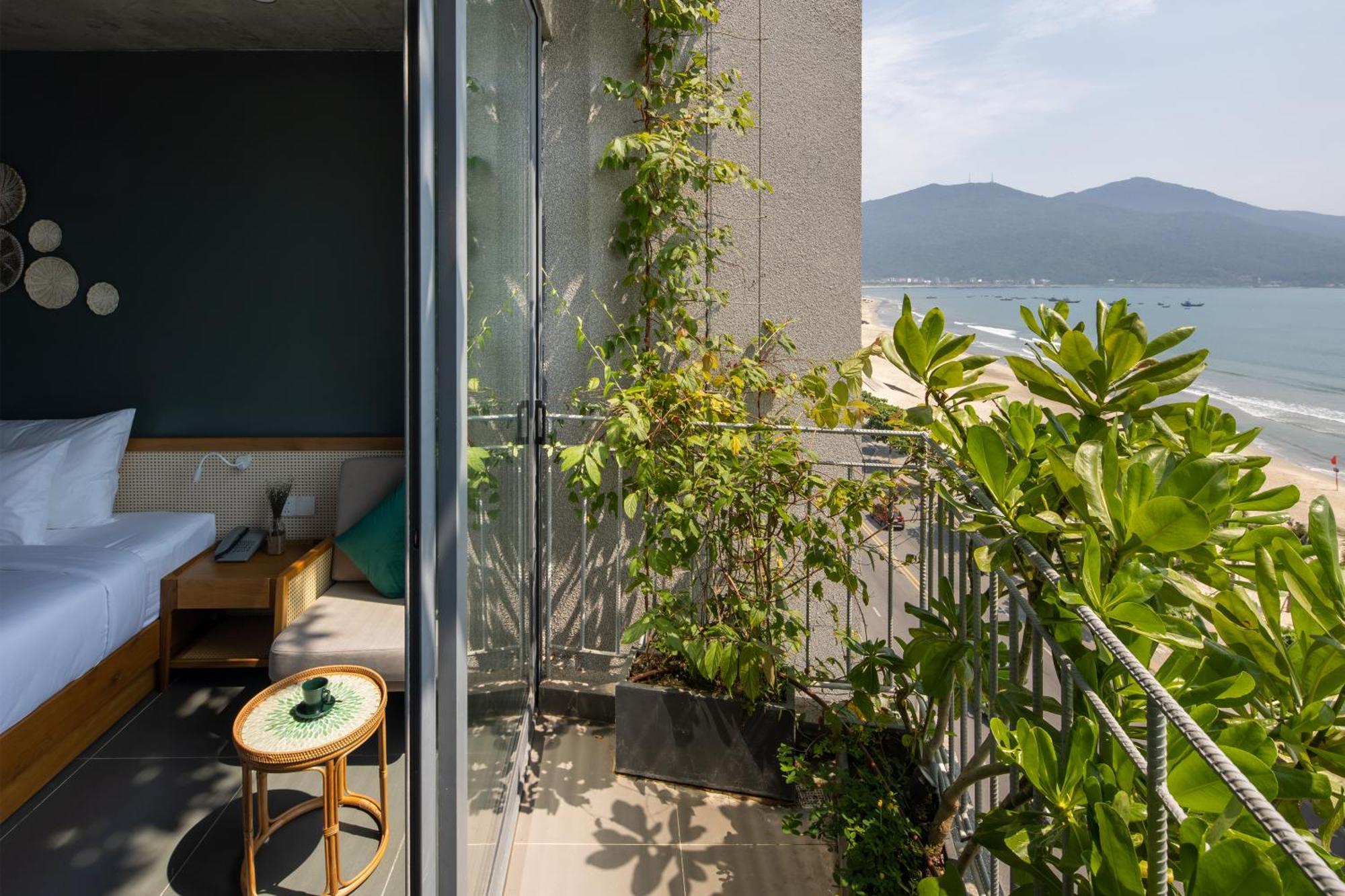 Leaf Beachfront Hotel Da Nang Exteriör bild
